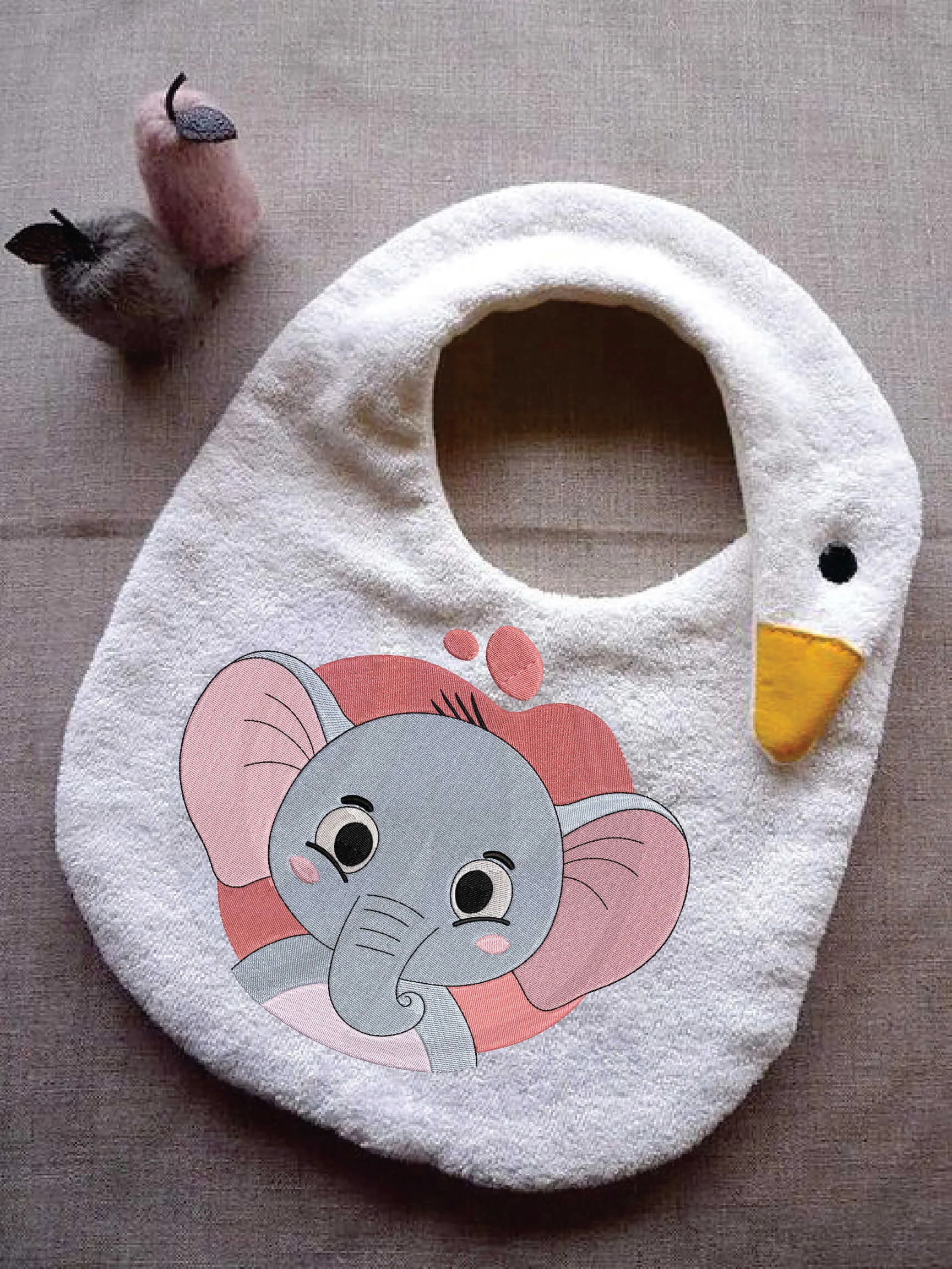 Elephant embroidery design from widoembroidery.com