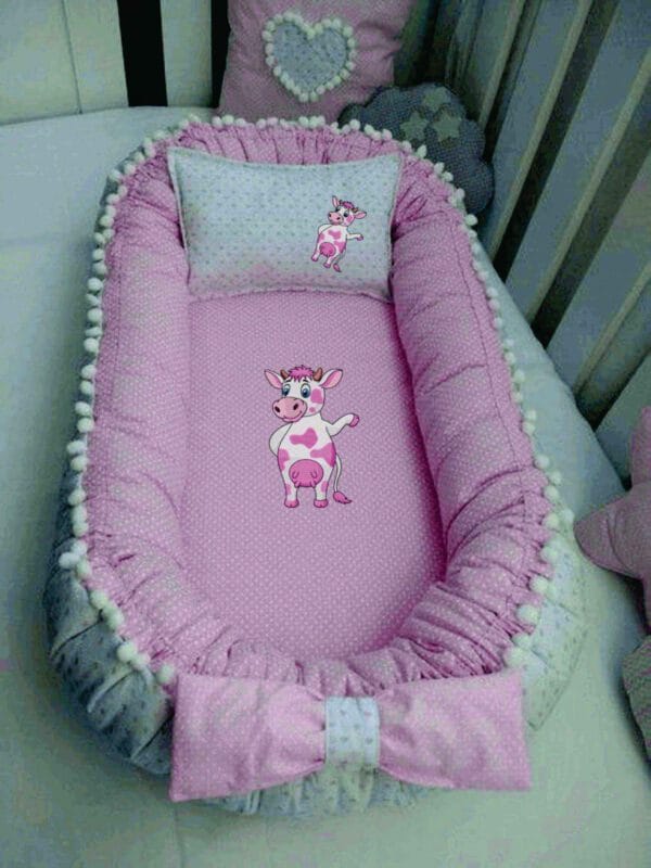 strawberry cow embroidery design from widoembroidery.com