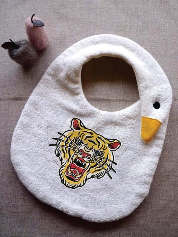 tiger embroidery design from widoembroidery.com