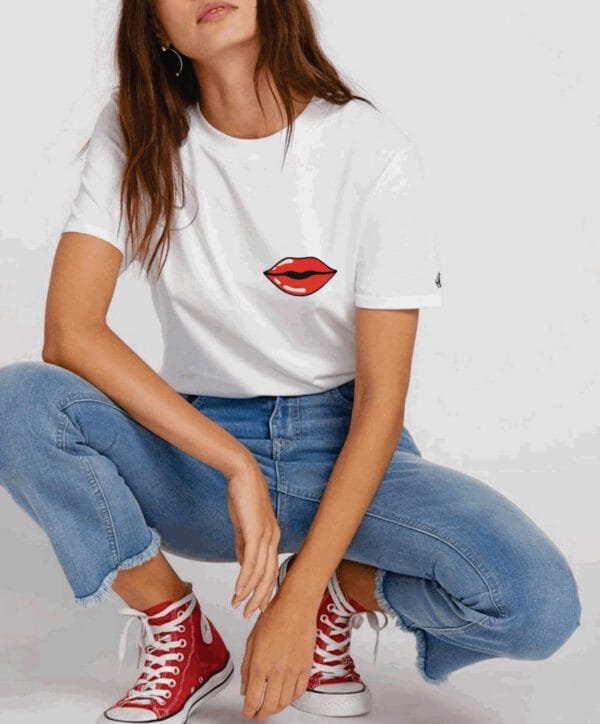 Lips Embroidery Design From WidoEmbroidery.com