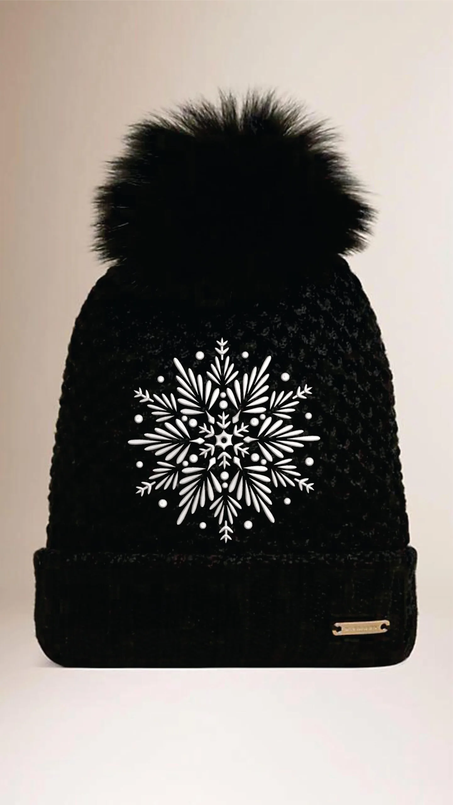 snowflake embroidery design from widoembroidery.com